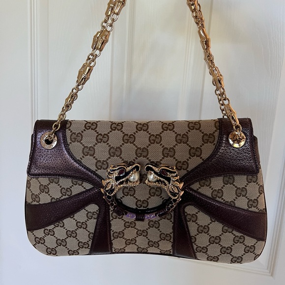 Gucci double dragon head purse! Perfect for the Year of the Dragon!!! - Picture 5 of 5